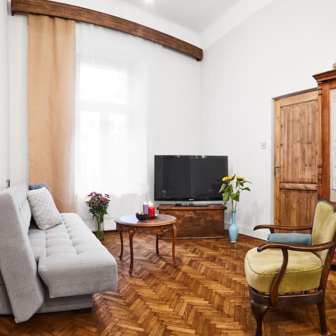 Househost Apartment: Jozefa Dietla 73/7 Cracovie Extérieur photo